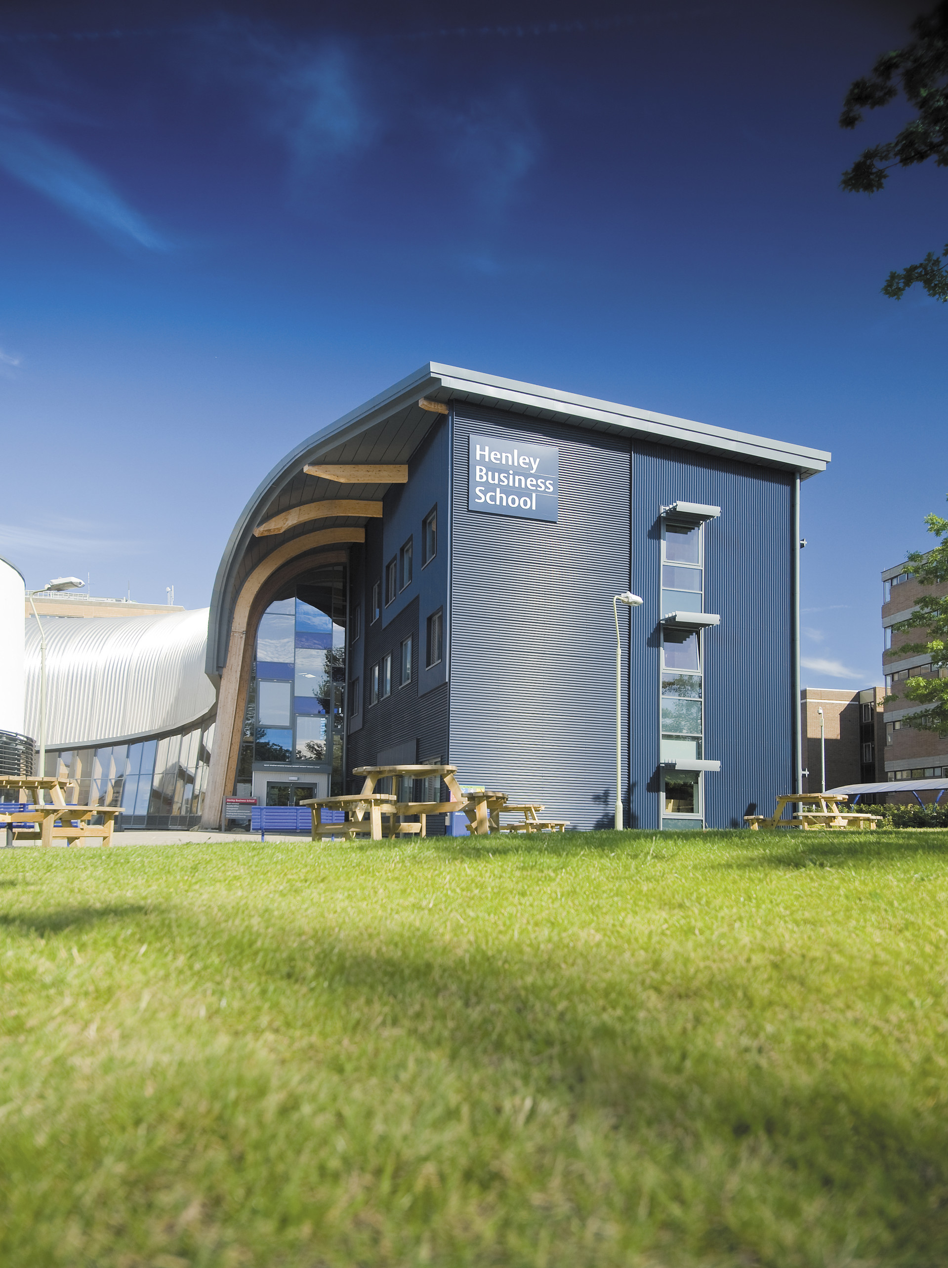 An outside photo of Henley Business School building