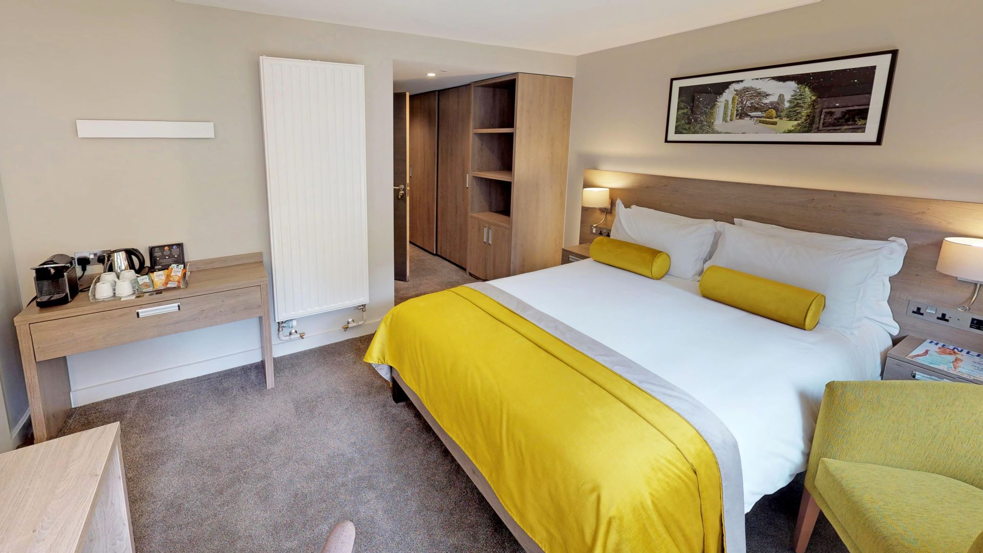 A photo of Henley Greenlands hotel double bedroom